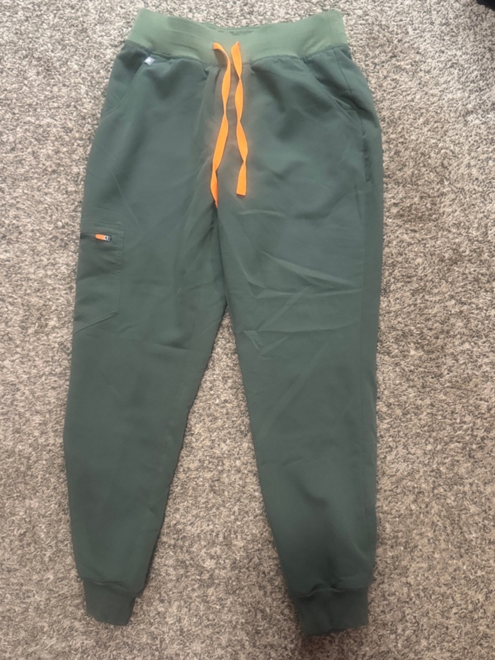 Figs Moss Zamora Joggers- Size Small Petite-Woman’s Scrubs